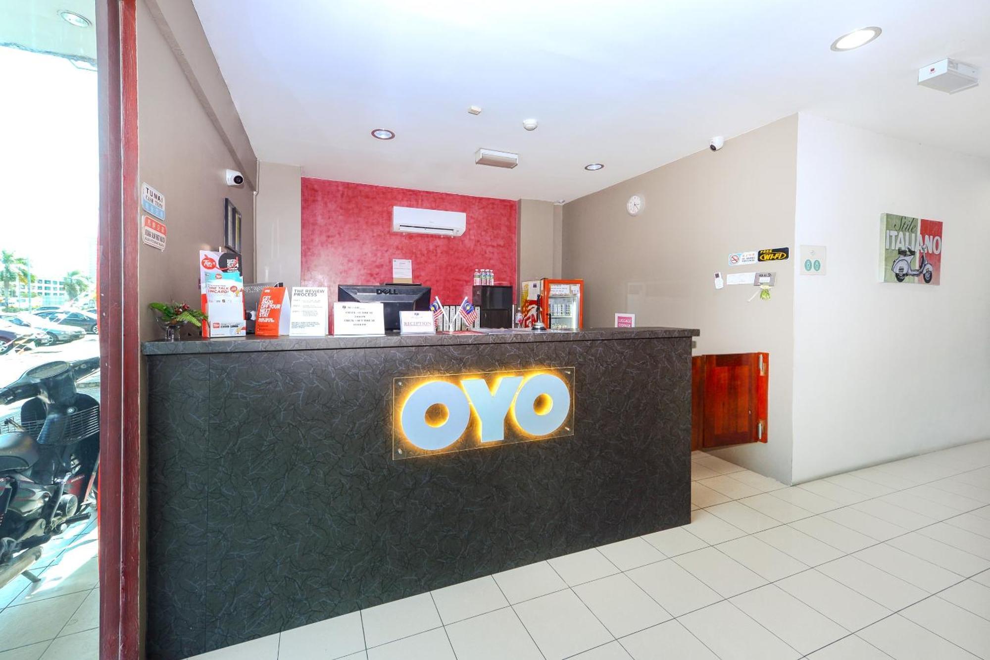 Super Oyo 502 Midah Inn Пучонг Экстерьер фото
